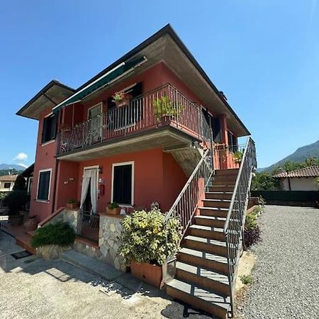 Appartamento Gallicano - La Tana Экстерьер фото