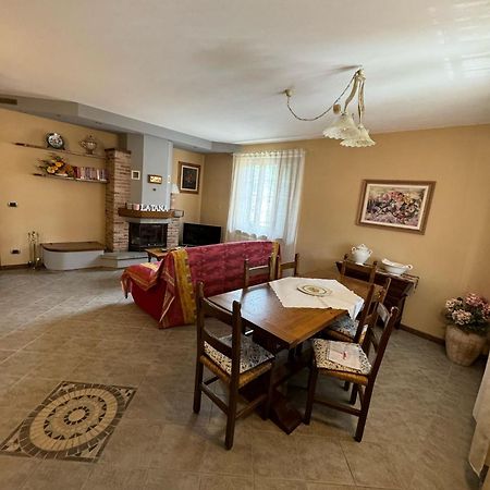 Appartamento Gallicano - La Tana Экстерьер фото