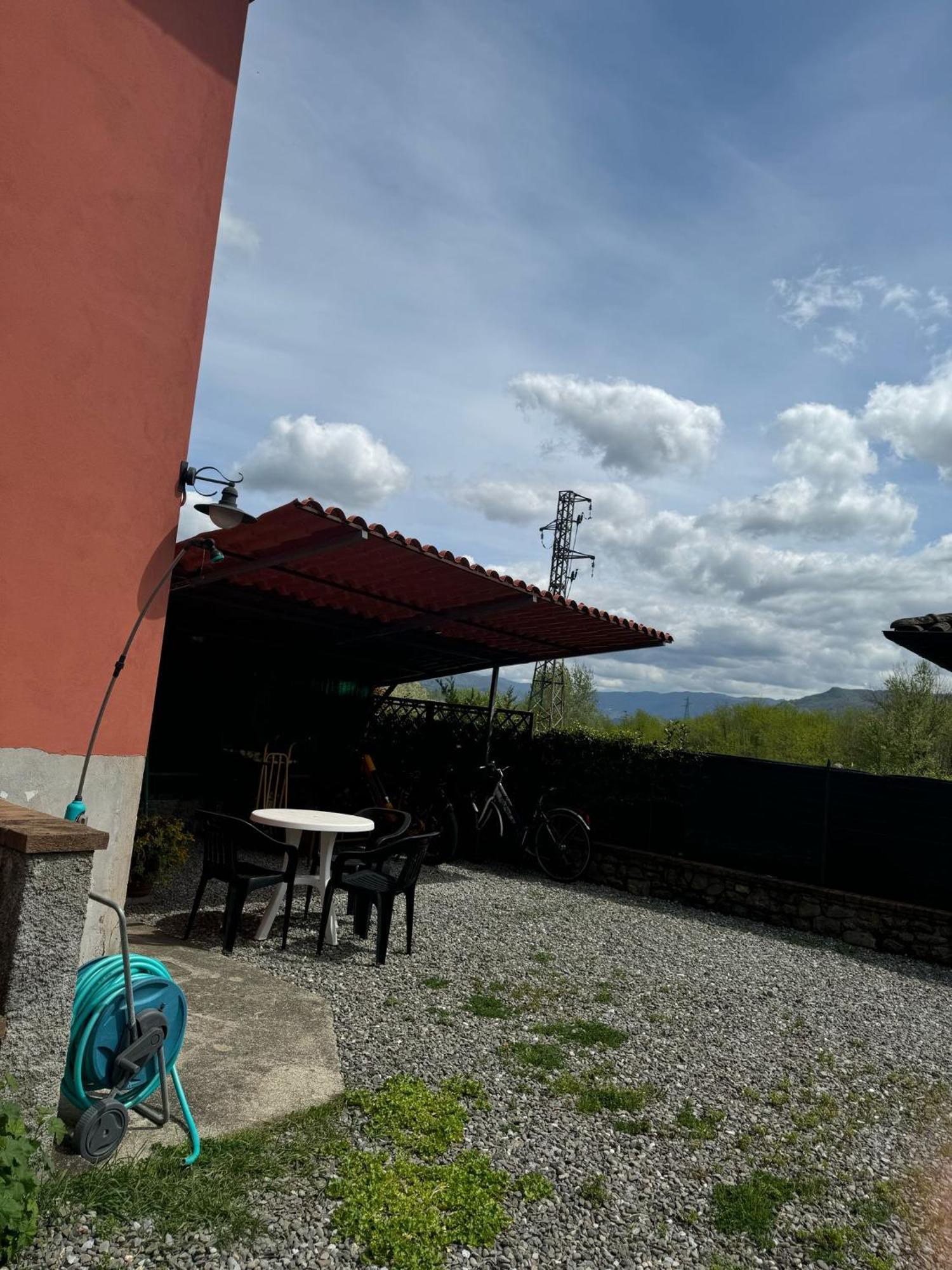 Appartamento Gallicano - La Tana Экстерьер фото